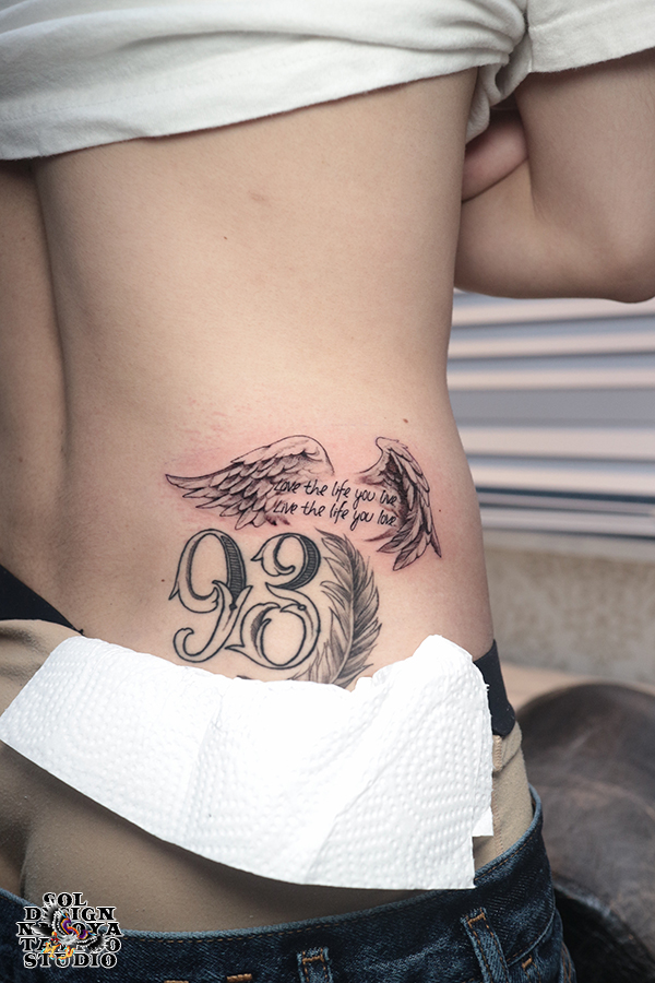 名古屋　タトゥー　女性